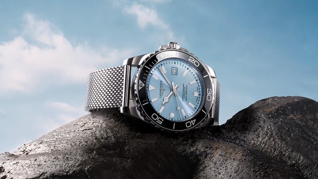 Longines HydroConquest L3.788.4.99.6 – elegant blue diver watch with stainless steel bracelet